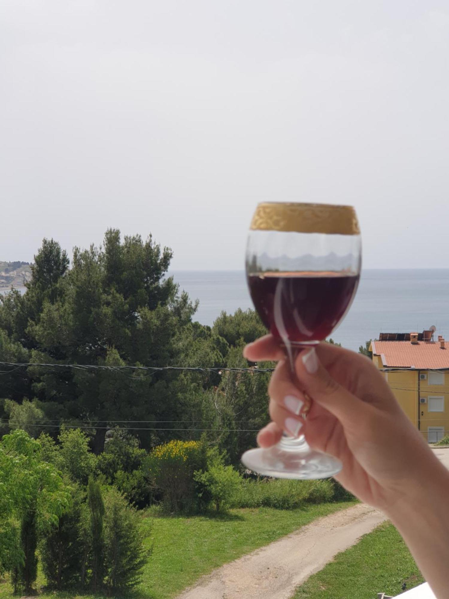 Montenegrinbeautystar Bar Buitenkant foto